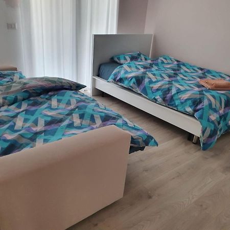 Luxurious Double Bedroom Suite Tirana Buitenkant foto