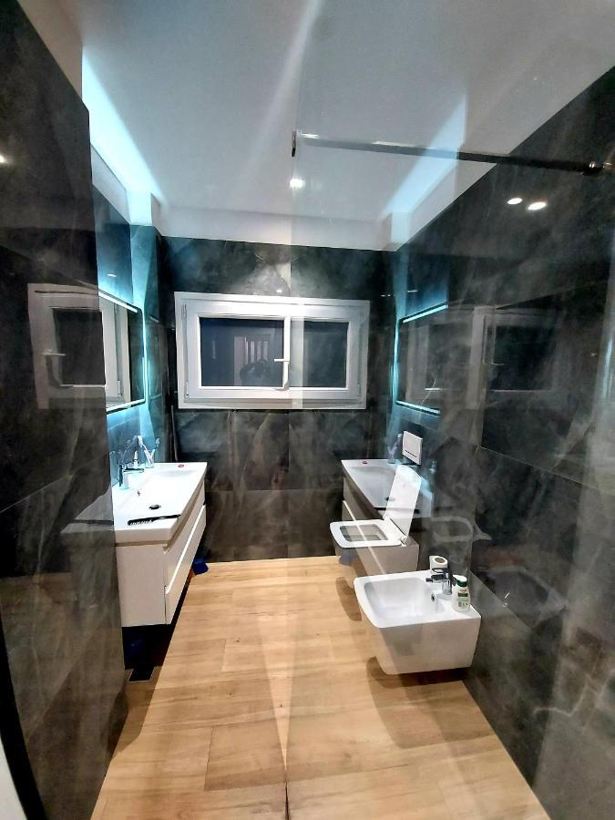 Luxurious Double Bedroom Suite Tirana Buitenkant foto