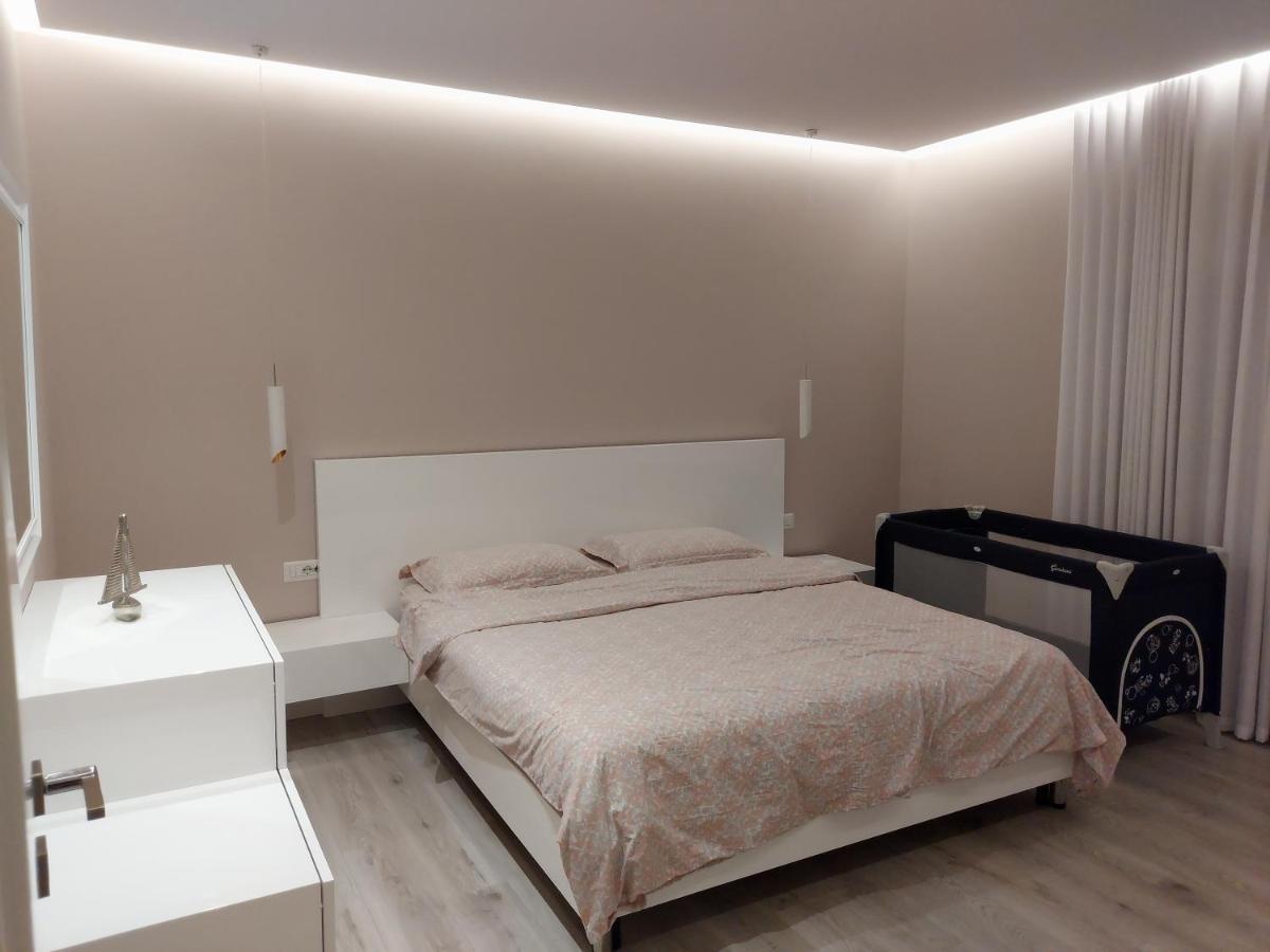 Luxurious Double Bedroom Suite Tirana Buitenkant foto