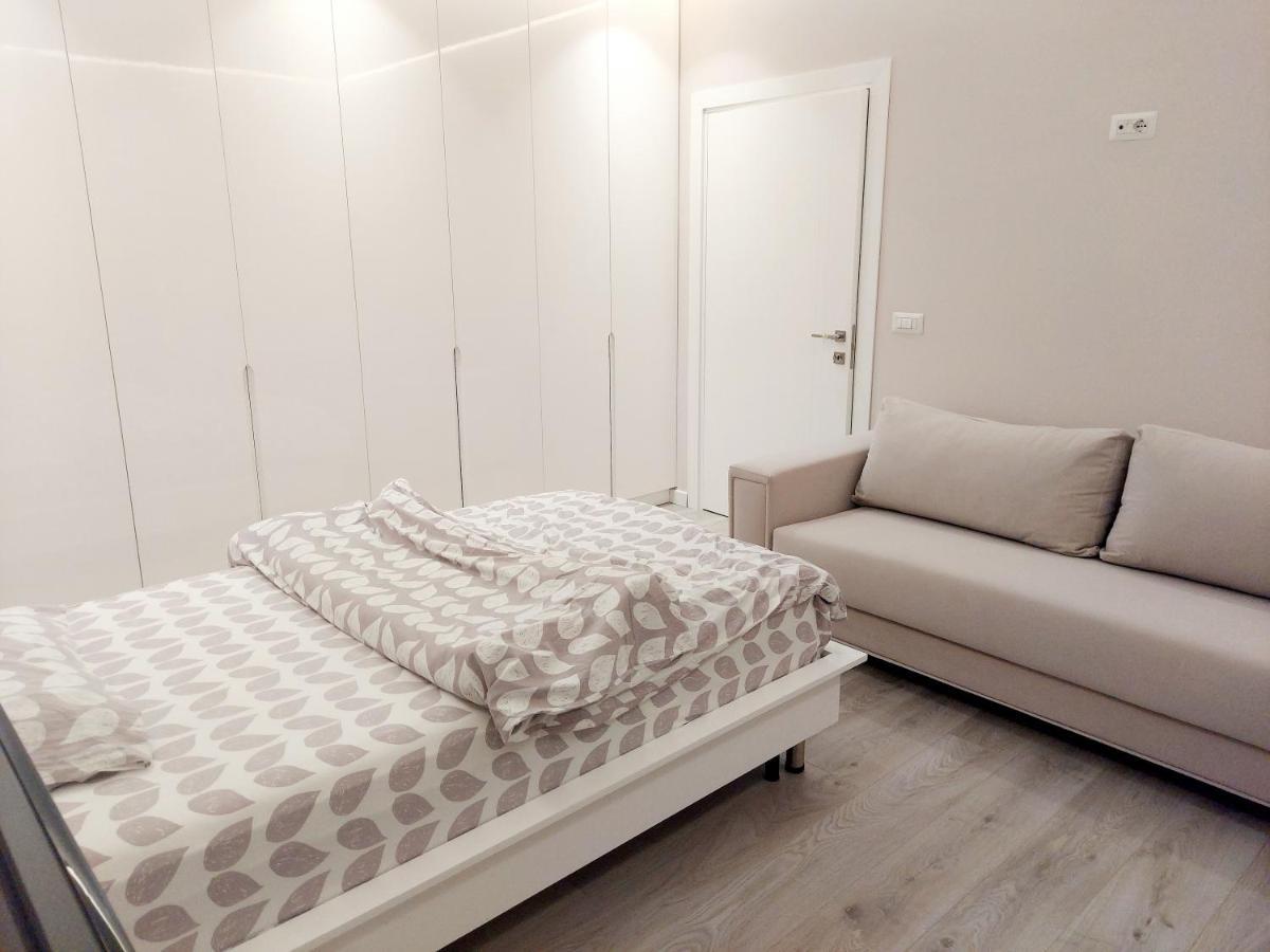 Luxurious Double Bedroom Suite Tirana Buitenkant foto
